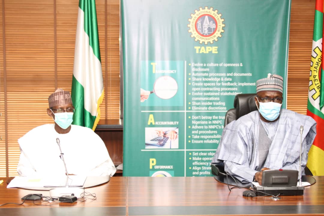 Honorable Minister, FCT, Malam Muhammad Musa Bello (left) and the GMD, NNPC Mallam Mele Kyari during the courtesy visit by the FCT Minister to the NNPC  Corporate Headquarters.