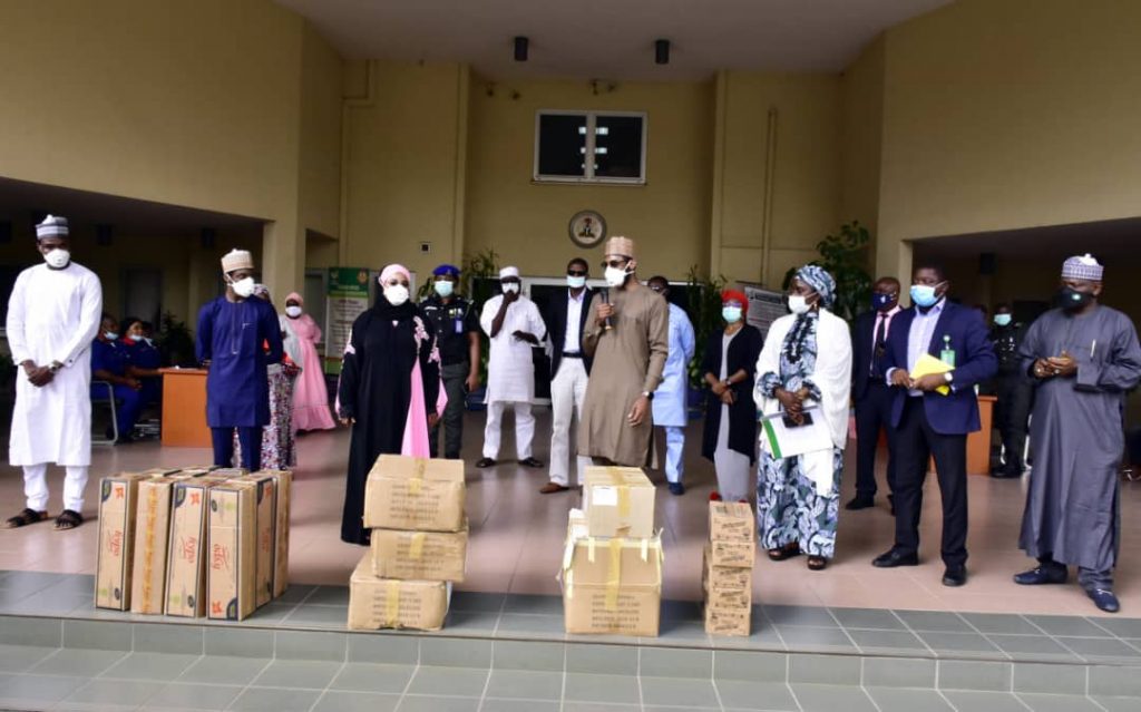 Dr Ramatu Tijani Aliyu recieves Ya'Adua's Family's Donations to FCTA 