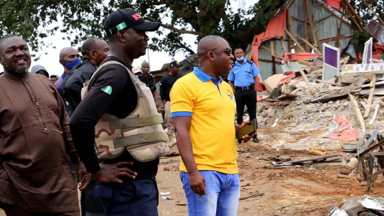 FCTA Demolishes Over 349 Illegal Structures In Lugbe FCTA Demolishes Over 349 Illegal Structures In Lugbe