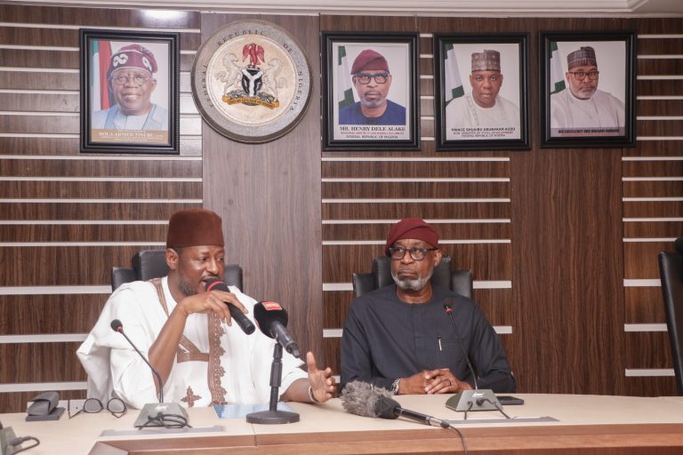 Federal Government to Host Strategic Retreat to Address Mining Industry Challenges