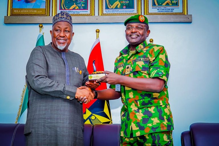 Badaru Commends Army 6 Division For Fight Against Oil Theft Other Criminalities