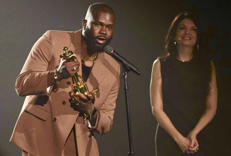 Nigerian-Born Singer TheHonestGuy Wins Prestigious Juno Award